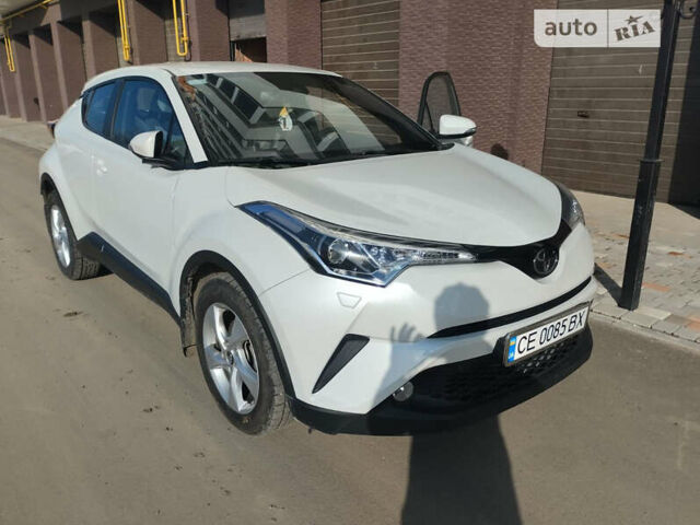 Білий Тойота C-HR, об'ємом двигуна 1.2 л та пробігом 24 тис. км за 24500 $, фото 1 на Automoto.ua