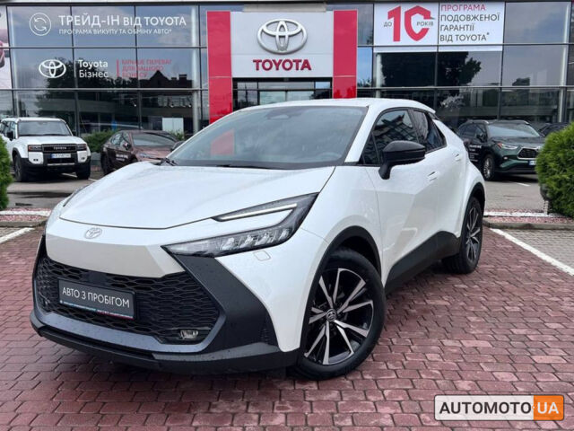 Белый Тойота C-HR, объемом двигателя 1.8 л и пробегом 7 тыс. км за 34500 $, фото 1 на Automoto.ua