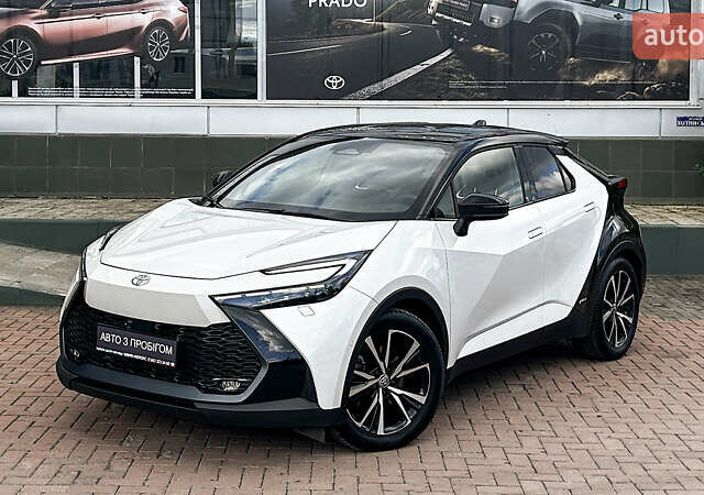 Білий Тойота C-HR, об'ємом двигуна 1.99 л та пробігом 17 тис. км за 43110 $, фото 1 на Automoto.ua