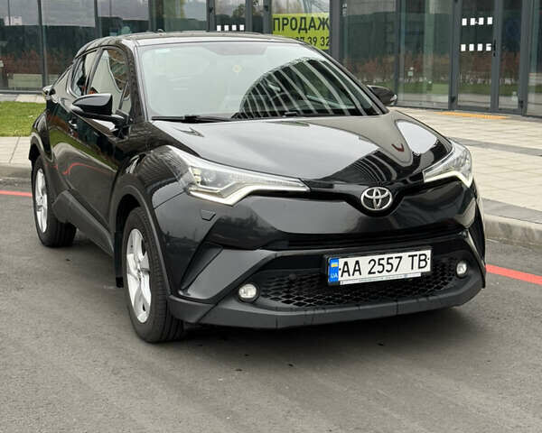 Чорний Тойота C-HR, об'ємом двигуна 1.99 л та пробігом 250 тис. км за 16900 $, фото 1 на Automoto.ua