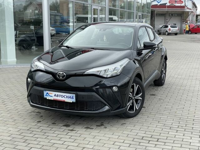 Черный Тойота C-HR, объемом двигателя 1.2 л и пробегом 76 тыс. км за 19900 $, фото 1 на Automoto.ua