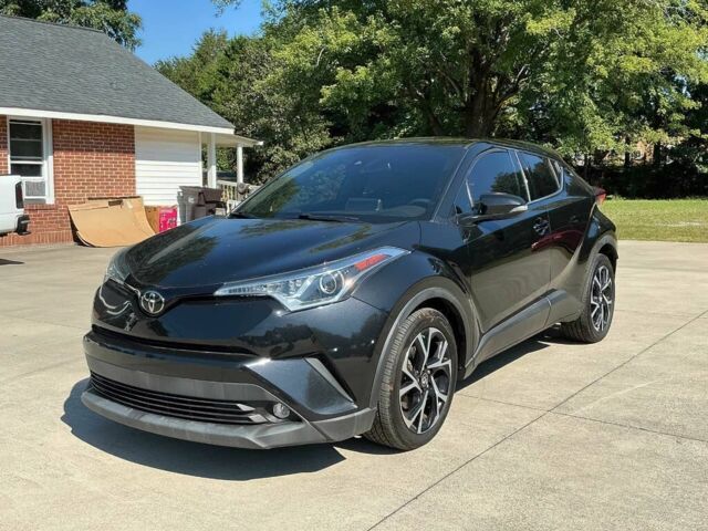 Черный Тойота C-HR, объемом двигателя 2 л и пробегом 41 тыс. км за 11000 $, фото 1 на Automoto.ua