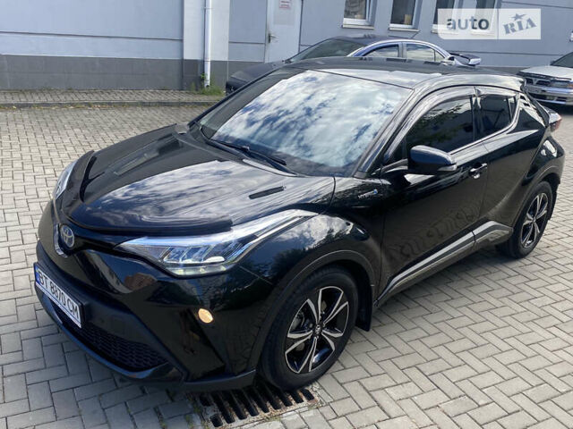 Черный Тойота C-HR, объемом двигателя 1.8 л и пробегом 36 тыс. км за 29500 $, фото 1 на Automoto.ua