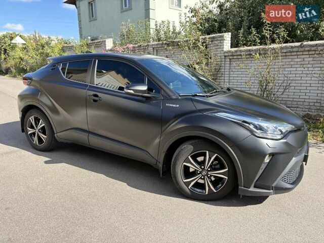 Чорний Тойота C-HR, об'ємом двигуна 1.8 л та пробігом 41 тис. км за 27999 $, фото 1 на Automoto.ua