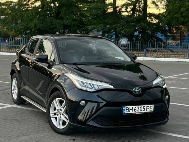Чорний Тойота C-HR, об'ємом двигуна 1.8 л та пробігом 30 тис. км за 25000 $, фото 1 на Automoto.ua