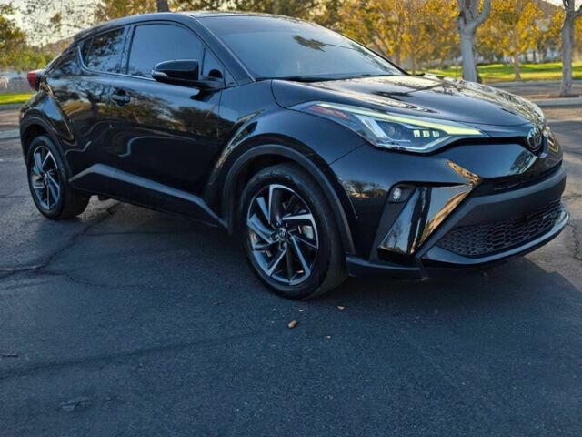 Черный Тойота C-HR, объемом двигателя 2 л и пробегом 28 тыс. км за 4400 $, фото 1 на Automoto.ua
