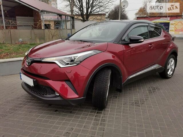 Красный Тойота C-HR, объемом двигателя 1.2 л и пробегом 23 тыс. км за 22500 $, фото 1 на Automoto.ua