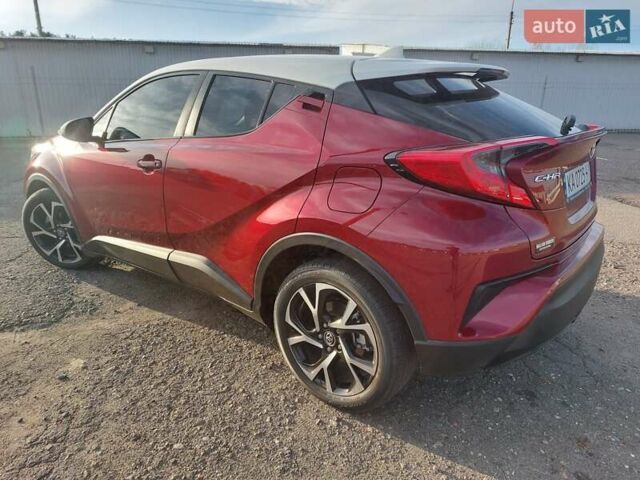 Червоний Тойота C-HR, об'ємом двигуна 1.99 л та пробігом 77 тис. км за 19900 $, фото 1 на Automoto.ua