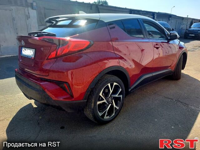 Червоний Тойота C-HR, об'ємом двигуна 2 л та пробігом 77 тис. км за 19900 $, фото 1 на Automoto.ua