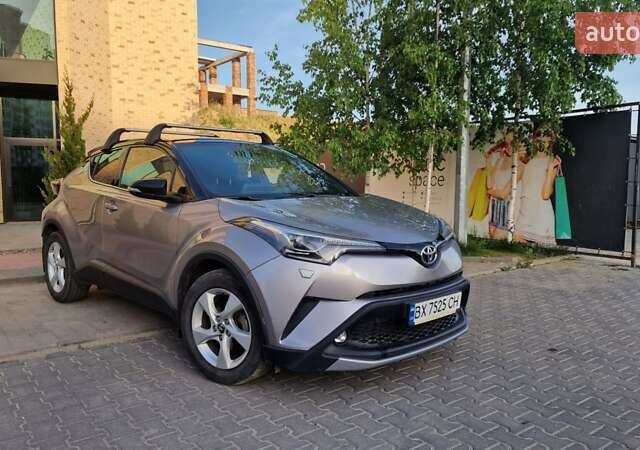 Тойота C-HR, об'ємом двигуна 1.2 л та пробігом 127 тис. км за 19500 $, фото 1 на Automoto.ua