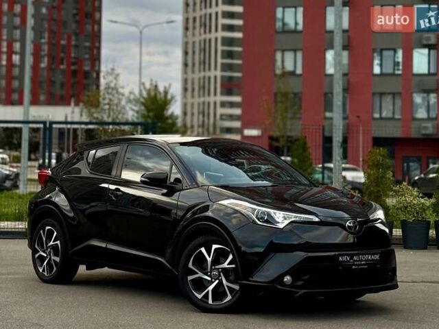 Тойота C-HR, объемом двигателя 2 л и пробегом 137 тыс. км за 18700 $, фото 1 на Automoto.ua