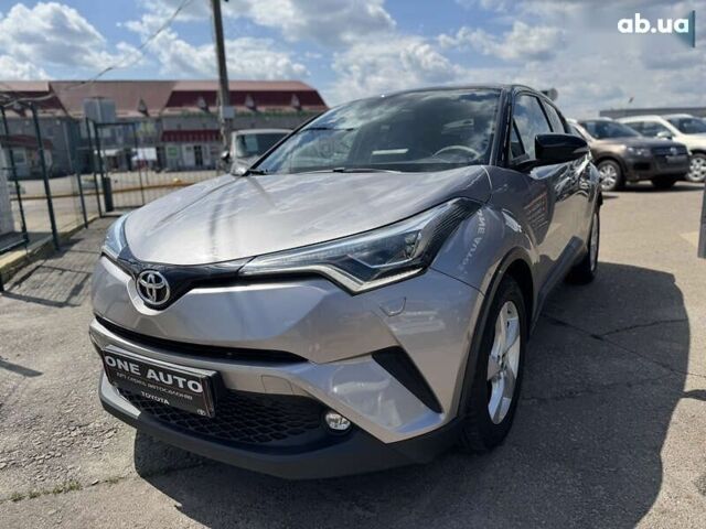 Тойота C-HR, объемом двигателя 1.2 л и пробегом 212 тыс. км за 16990 $, фото 1 на Automoto.ua