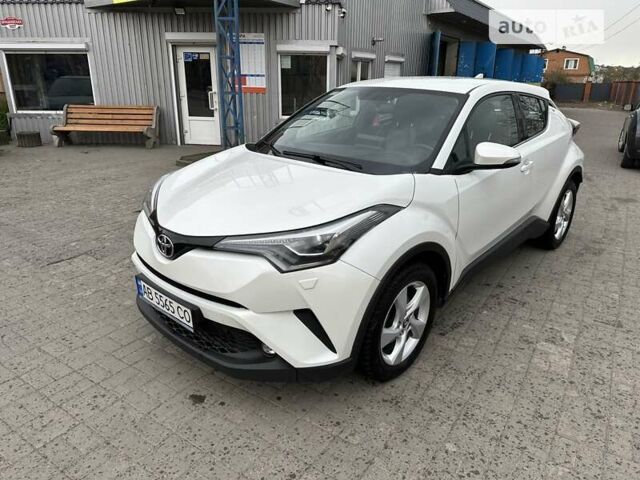 Тойота C-HR, об'ємом двигуна 1.99 л та пробігом 159 тис. км за 17500 $, фото 1 на Automoto.ua