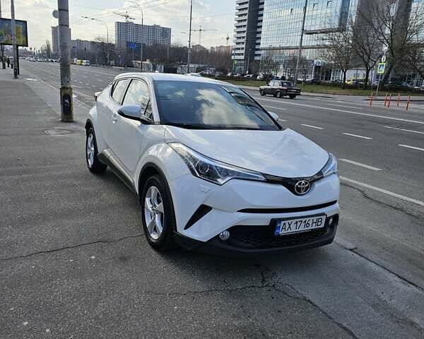 Тойота C-HR, об'ємом двигуна 1.2 л та пробігом 46 тис. км за 19500 $, фото 1 на Automoto.ua