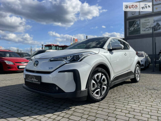 Тойота C-HR, объемом двигателя 0 л и пробегом 40 тыс. км за 20900 $, фото 1 на Automoto.ua