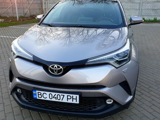 Сірий Тойота C-HR, об'ємом двигуна 1.2 л та пробігом 76 тис. км за 15800 $, фото 1 на Automoto.ua