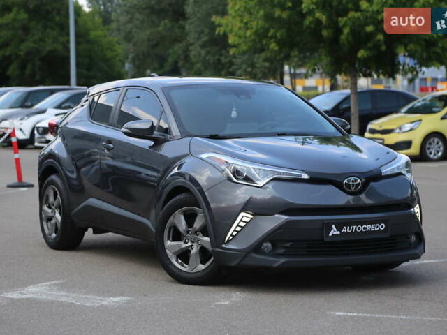 Сірий Тойота C-HR, об'ємом двигуна 1.99 л та пробігом 138 тис. км за 17900 $, фото 1 на Automoto.ua