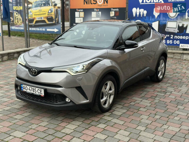 Сірий Тойота C-HR, об'ємом двигуна 1.2 л та пробігом 102 тис. км за 20800 $, фото 1 на Automoto.ua