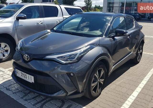 Сірий Тойота C-HR, об'ємом двигуна 1.2 л та пробігом 78 тис. км за 21300 $, фото 1 на Automoto.ua