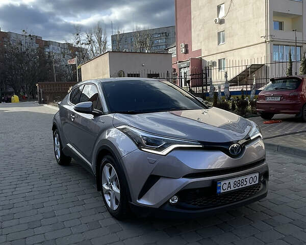 Сірий Тойота C-HR, об'ємом двигуна 1.8 л та пробігом 23 тис. км за 27999 $, фото 1 на Automoto.ua