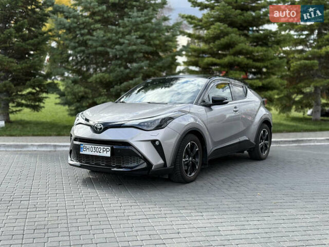 Сірий Тойота C-HR, об'ємом двигуна 2 л та пробігом 43 тис. км за 29900 $, фото 1 на Automoto.ua