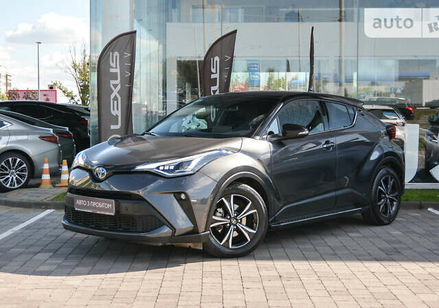 Сірий Тойота C-HR, об'ємом двигуна 2 л та пробігом 21 тис. км за 35000 $, фото 1 на Automoto.ua