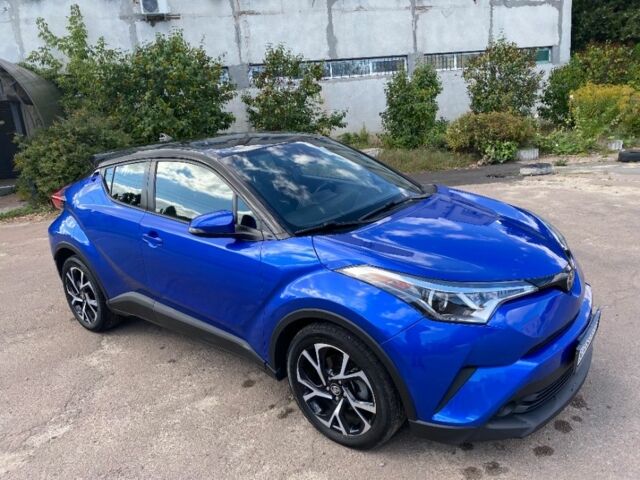 Синий Тойота C-HR, объемом двигателя 2 л и пробегом 123 тыс. км за 15500 $, фото 1 на Automoto.ua