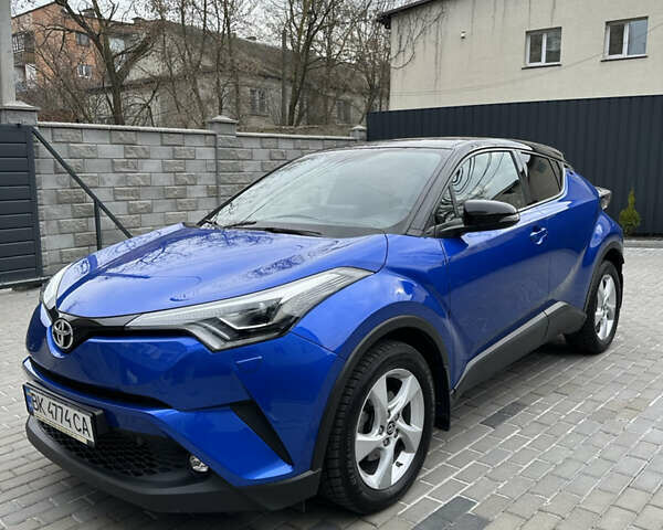 Синій Тойота C-HR, об'ємом двигуна 1.2 л та пробігом 89 тис. км за 21500 $, фото 1 на Automoto.ua