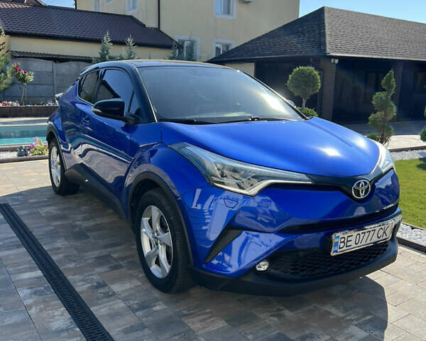 Синій Тойота C-HR, об'ємом двигуна 1.2 л та пробігом 74 тис. км за 22000 $, фото 1 на Automoto.ua