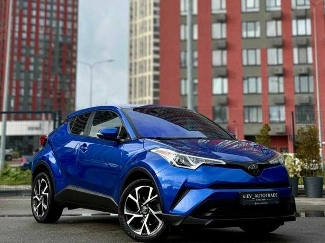 Синий Тойота C-HR, объемом двигателя 2 л и пробегом 107 тыс. км за 18500 $, фото 1 на Automoto.ua