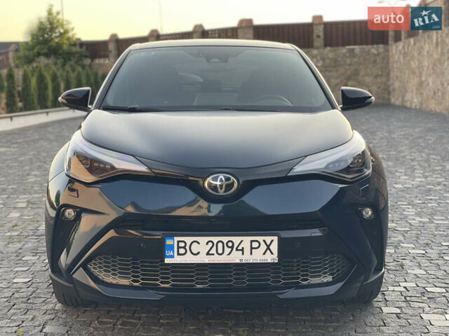 Зеленый Тойота C-HR, объемом двигателя 1.99 л и пробегом 15 тыс. км за 31800 $, фото 1 на Automoto.ua