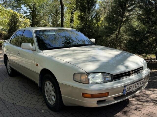 Білий Тойота Камрі, об'ємом двигуна 2.2 л та пробігом 135 тис. км за 3700 $, фото 1 на Automoto.ua