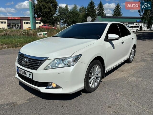 Білий Тойота Камрі, об'ємом двигуна 3.5 л та пробігом 189 тис. км за 13500 $, фото 1 на Automoto.ua