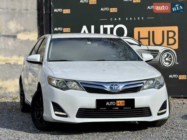 Тойота Камри 2015 в Харькове на Automoto.ua Белый Тойота Камри, объемом двигателя 2.49 л и пробегом 116 тыс. км за 10500 $, фото 1 на Automoto.ua