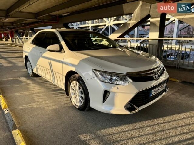 Білий Тойота Камрі, об'ємом двигуна 2.49 л та пробігом 218 тис. км за 14900 $, фото 1 на Automoto.ua