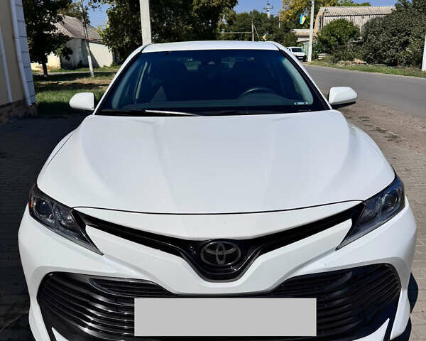 Білий Тойота Камрі, об'ємом двигуна 2.49 л та пробігом 91 тис. км за 20000 $, фото 1 на Automoto.ua