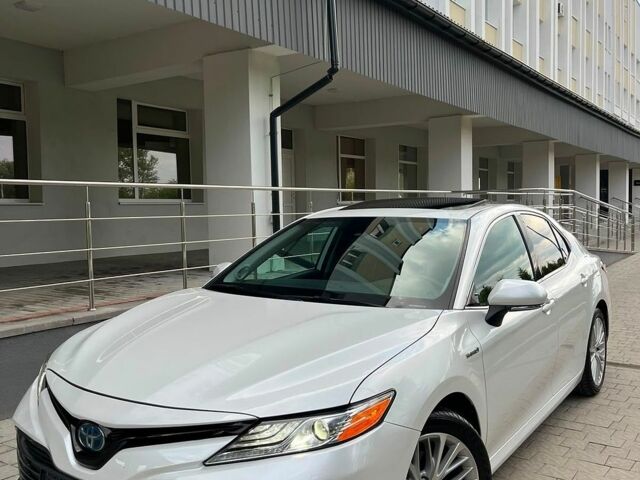 Білий Тойота Камрі, об'ємом двигуна 2.49 л та пробігом 98 тис. км за 26000 $, фото 1 на Automoto.ua