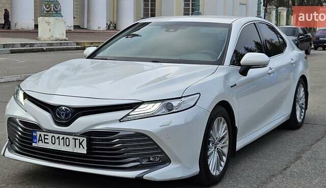 Белый Тойота Камри, объемом двигателя 2.49 л и пробегом 83 тыс. км за 27800 $, фото 1 на Automoto.ua