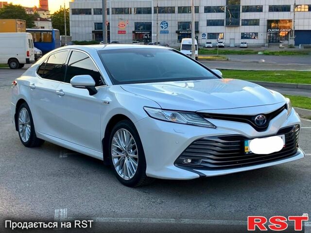 Білий Тойота Камрі, об'ємом двигуна 2.5 л та пробігом 206 тис. км за 23999 $, фото 1 на Automoto.ua