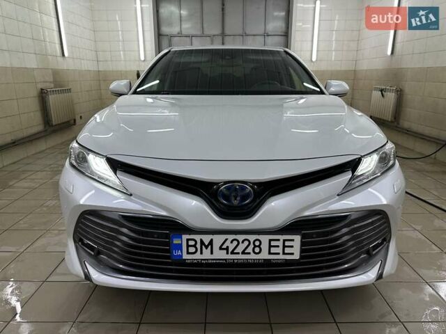 Белый Тойота Камри, объемом двигателя 2.49 л и пробегом 150 тыс. км за 27499 $, фото 1 на Automoto.ua