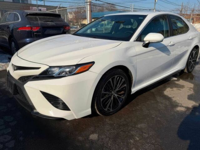 Білий Тойота Камрі, об'ємом двигуна 2.5 л та пробігом 36 тис. км за 9000 $, фото 1 на Automoto.ua