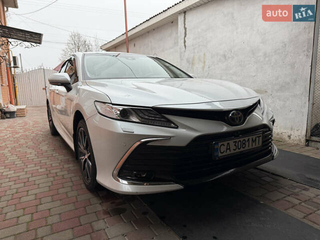 Белый Тойота Камри, объемом двигателя 2.49 л и пробегом 22 тыс. км за 41000 $, фото 1 на Automoto.ua