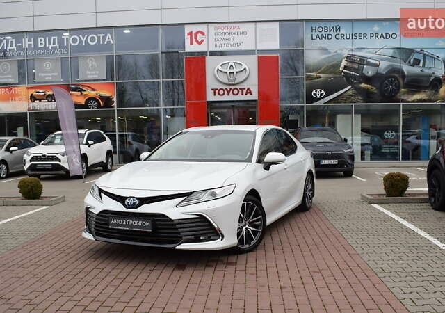 Білий Тойота Камрі, об'ємом двигуна 2.49 л та пробігом 76 тис. км за 37500 $, фото 1 на Automoto.ua