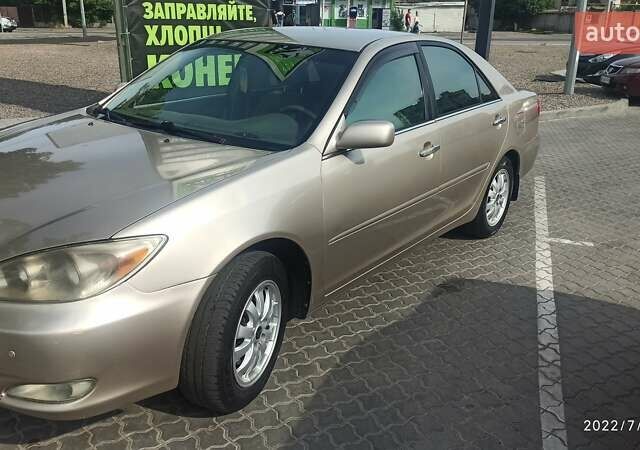 Бежевий Тойота Камрі, об'ємом двигуна 2.4 л та пробігом 200 тис. км за 7200 $, фото 1 на Automoto.ua