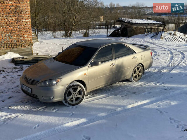 Бежевий Тойота Камрі, об'ємом двигуна 2.4 л та пробігом 356 тис. км за 6400 $, фото 1 на Automoto.ua