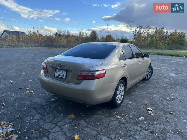 Бежевий Тойота Камрі, об'ємом двигуна 2.36 л та пробігом 144 тис. км за 8800 $, фото 1 на Automoto.ua