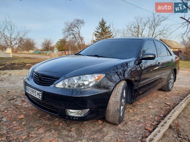 Черный Тойота Камри, объемом двигателя 3 л и пробегом 290 тыс. км за 6800 $, фото 1 на Automoto.ua