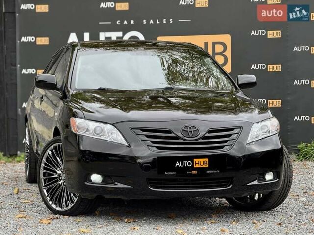 Чорний Тойота Камрі, об'ємом двигуна 3.5 л та пробігом 328 тис. км за 8800 $, фото 1 на Automoto.ua