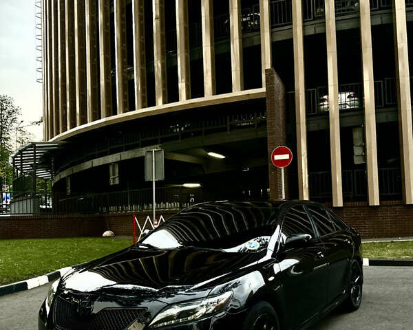 Черный Тойота Камри, объемом двигателя 3.46 л и пробегом 314 тыс. км за 9500 $, фото 1 на Automoto.ua