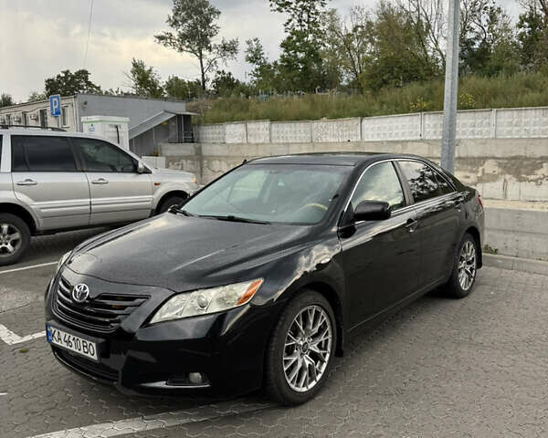 Чорний Тойота Камрі, об'ємом двигуна 3.46 л та пробігом 245 тис. км за 8699 $, фото 1 на Automoto.ua